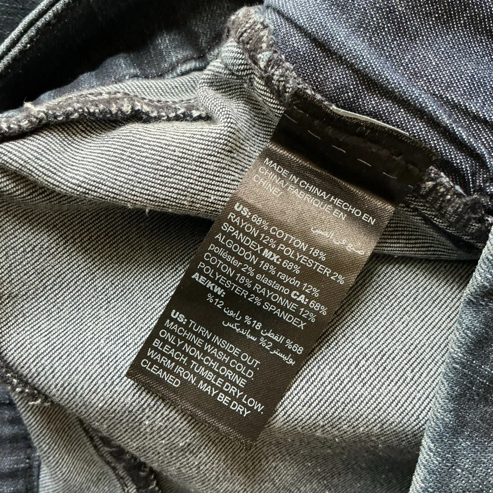 WHBM Skinny Ankle Jeans Button Hem